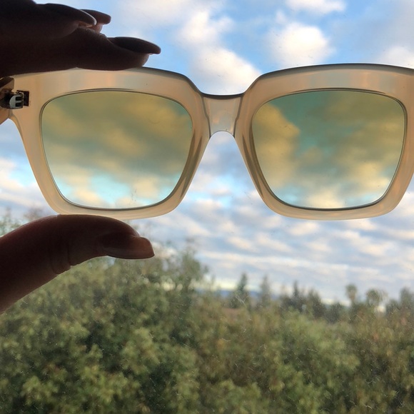 Celine sunglasses tan🥂🍾💖make an offer! - Picture 3 of 8